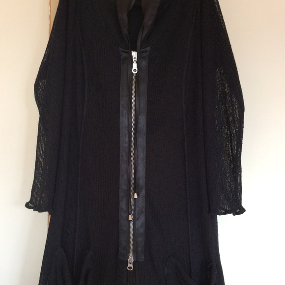 Tricotto loose knit long cardigan with hood & half zipper | Size XL * - Picture 3 of 16